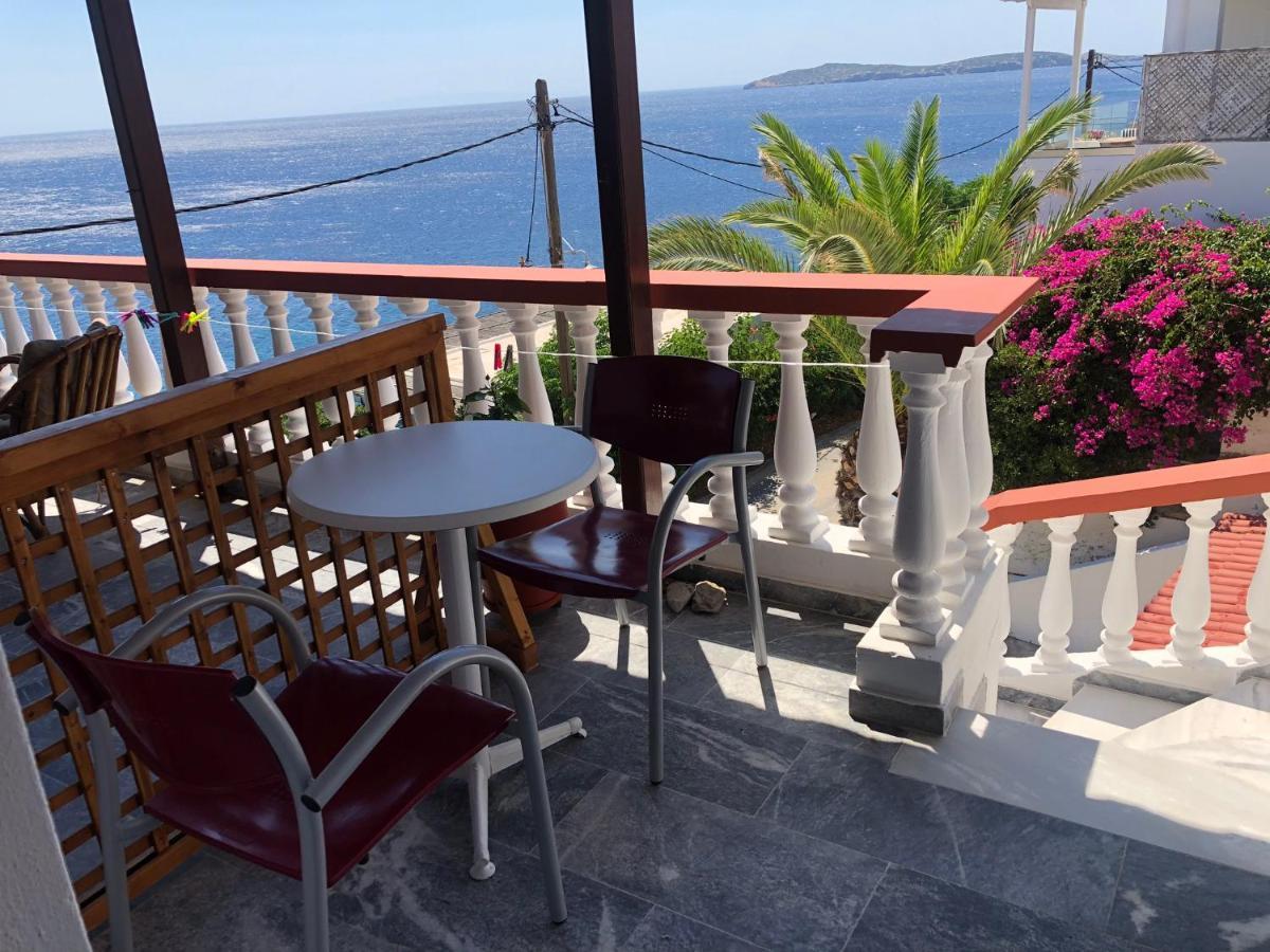 באטסי Villa Bonatsa Andros Home מראה חיצוני תמונה