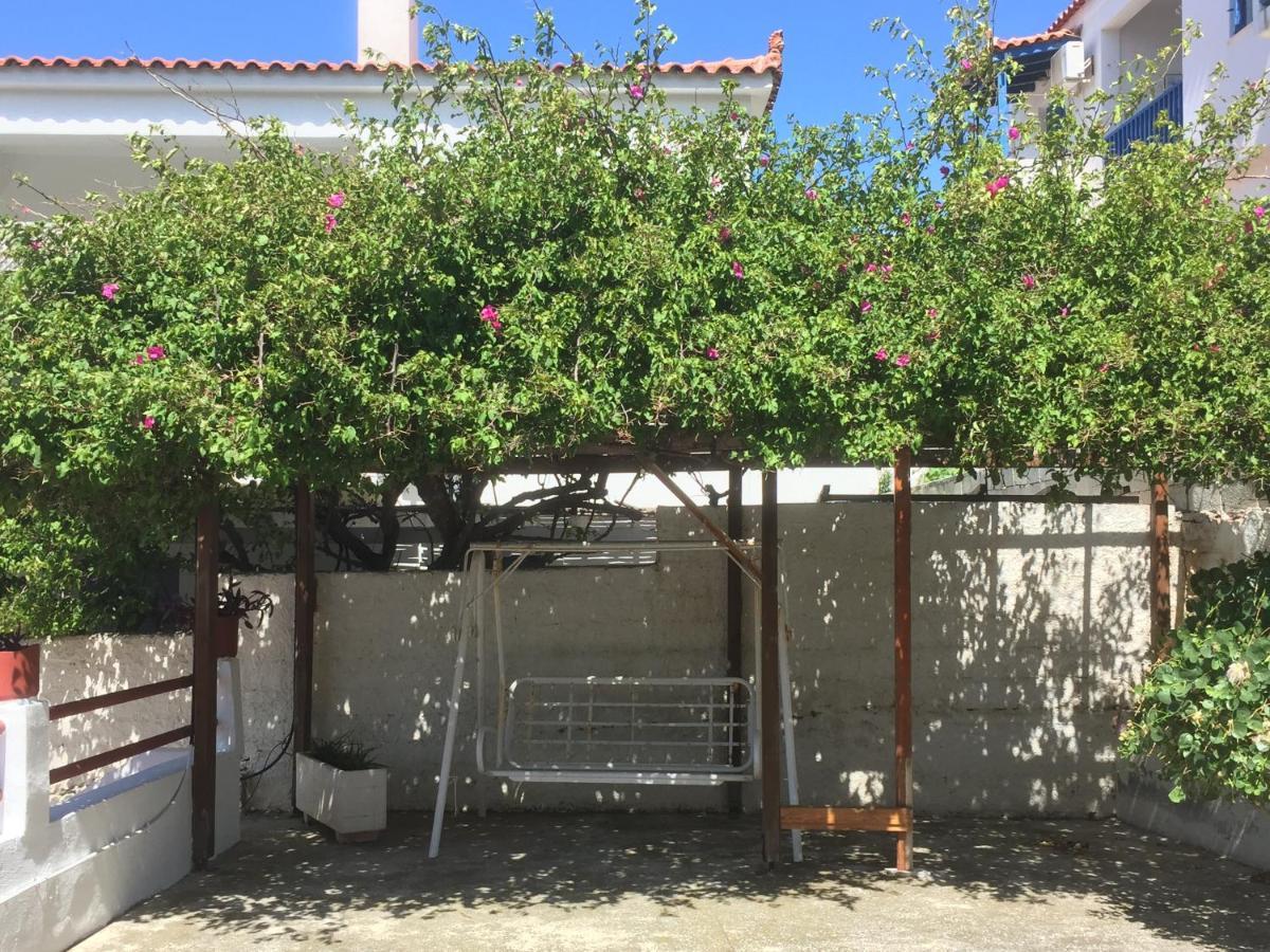 באטסי Villa Bonatsa Andros Home מראה חיצוני תמונה